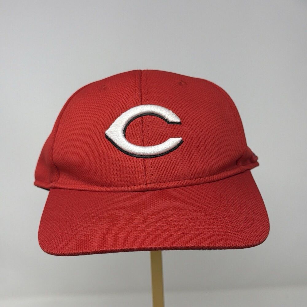 Cincinnati Reds MLB Team MLB Cap Hat Red Adjustable OSFM NWOT OC Sports